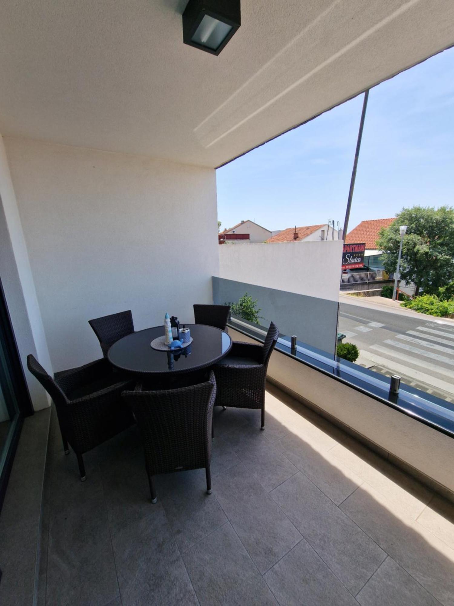 Slavica Apartament Szybenik